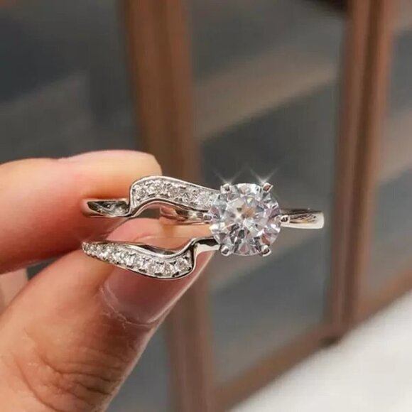 🎊 925 Silver Plated Classic Round CZ Wedding Ring for Women, MLNN1077 - Picture 1 of 3